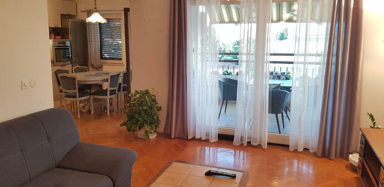 Apartman "Lara" Ploce  Exteriér fotografie